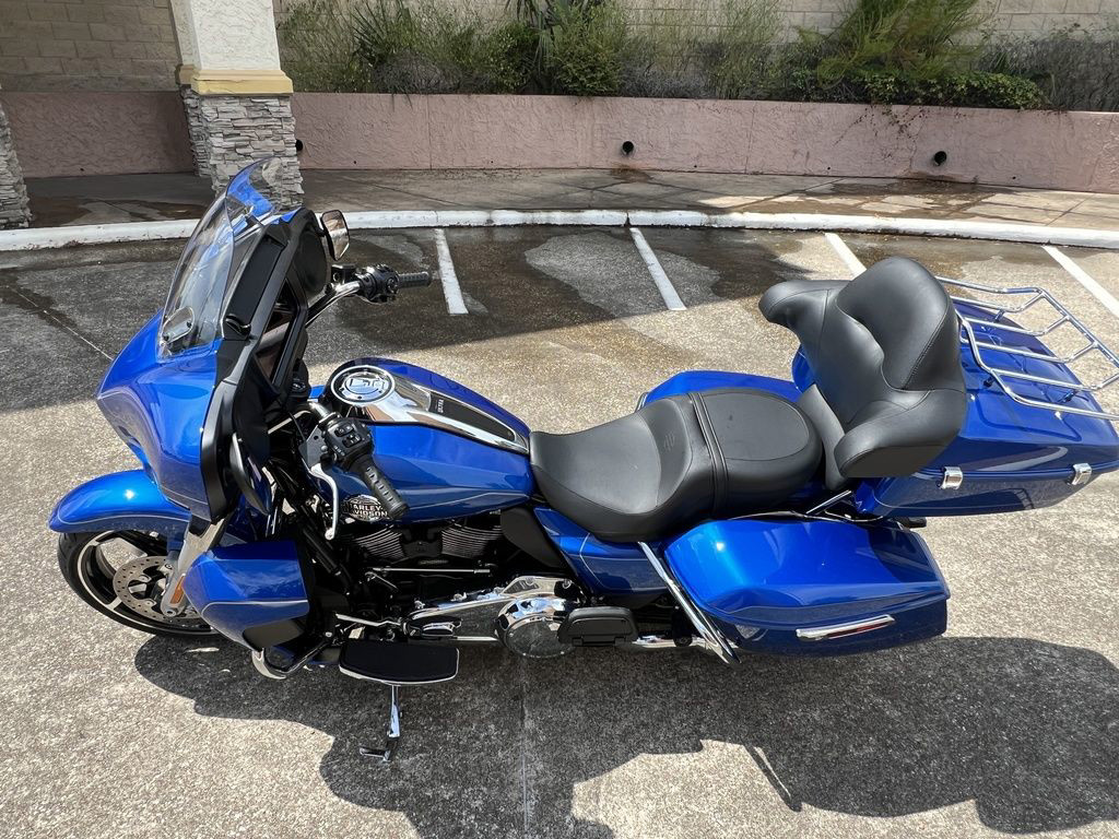 Street Glide® Ultra
