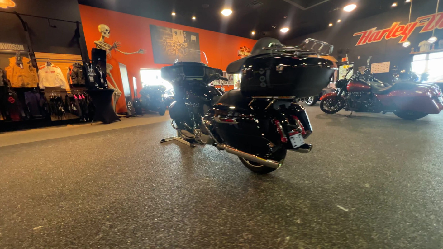 Street Glide® Ultra