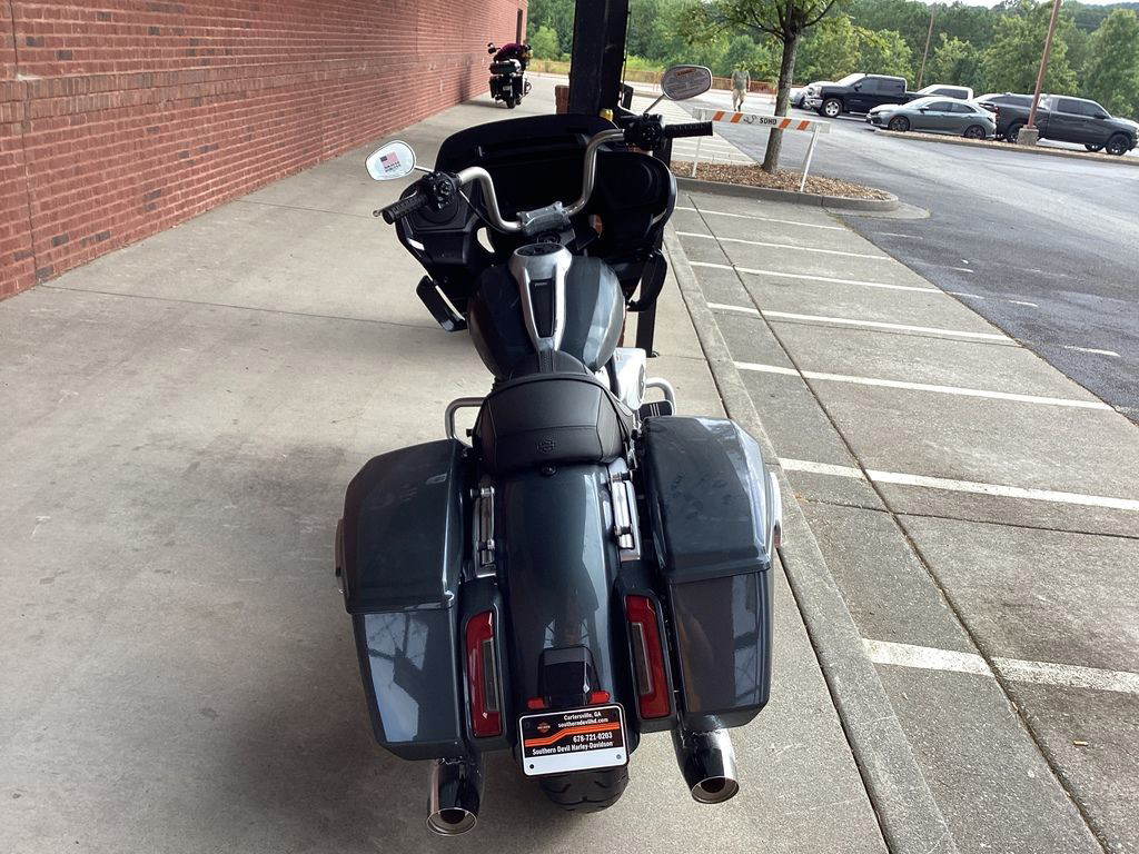 Road Glide®