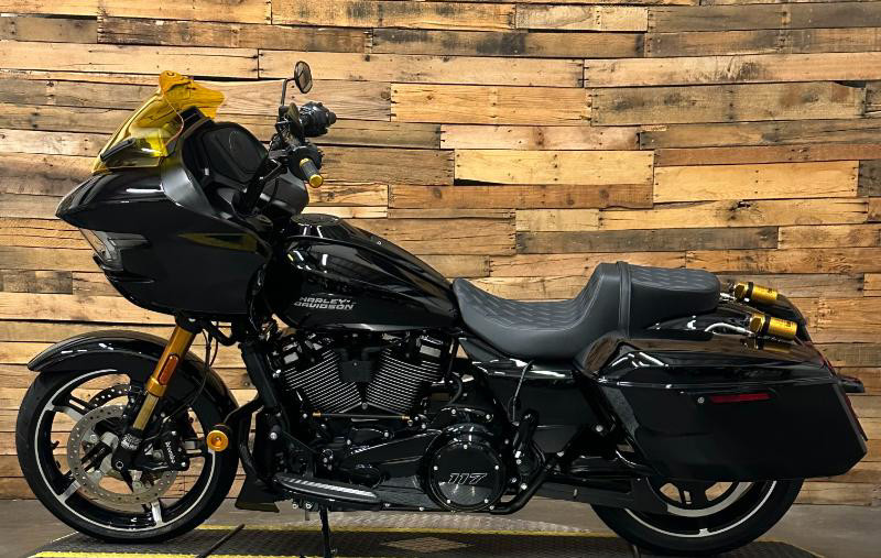 Road Glide®