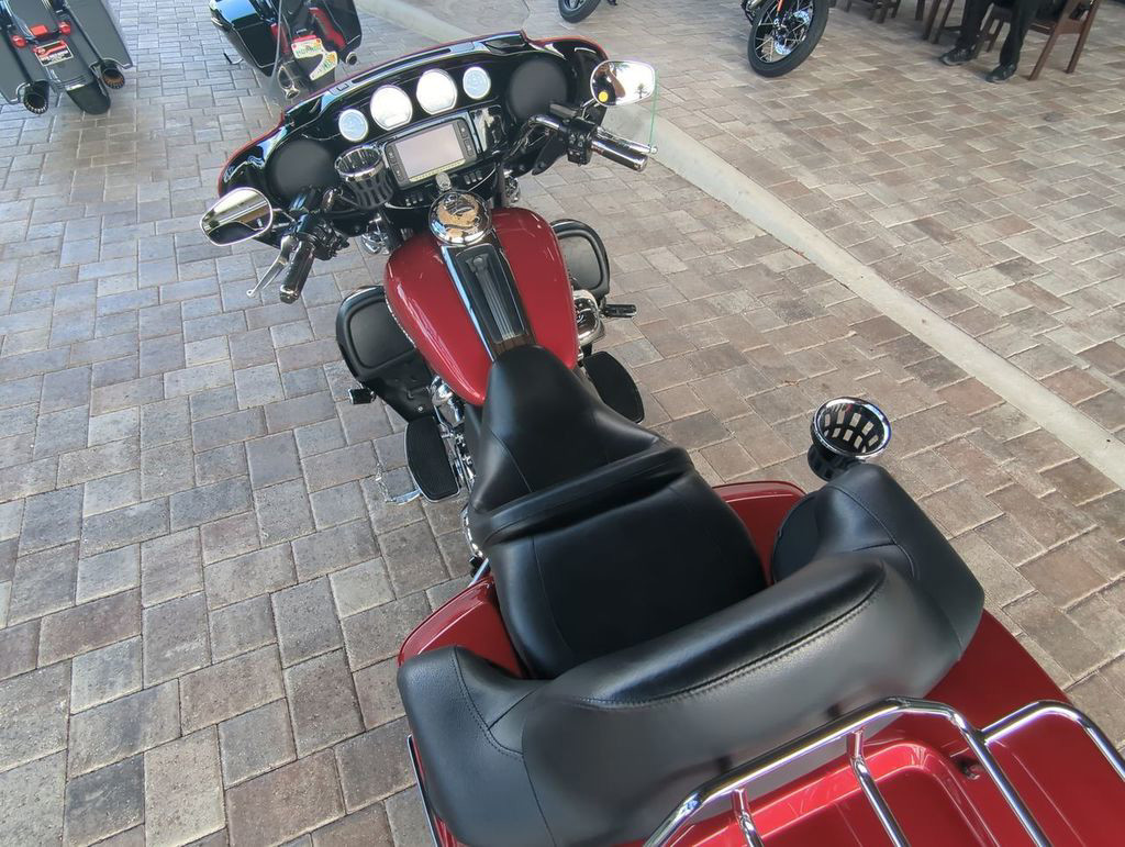 	Electra Glide® Ultra® Limited Low