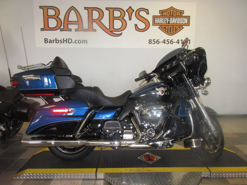 Electra Glide® Ultra® Limited 115th Anniversary