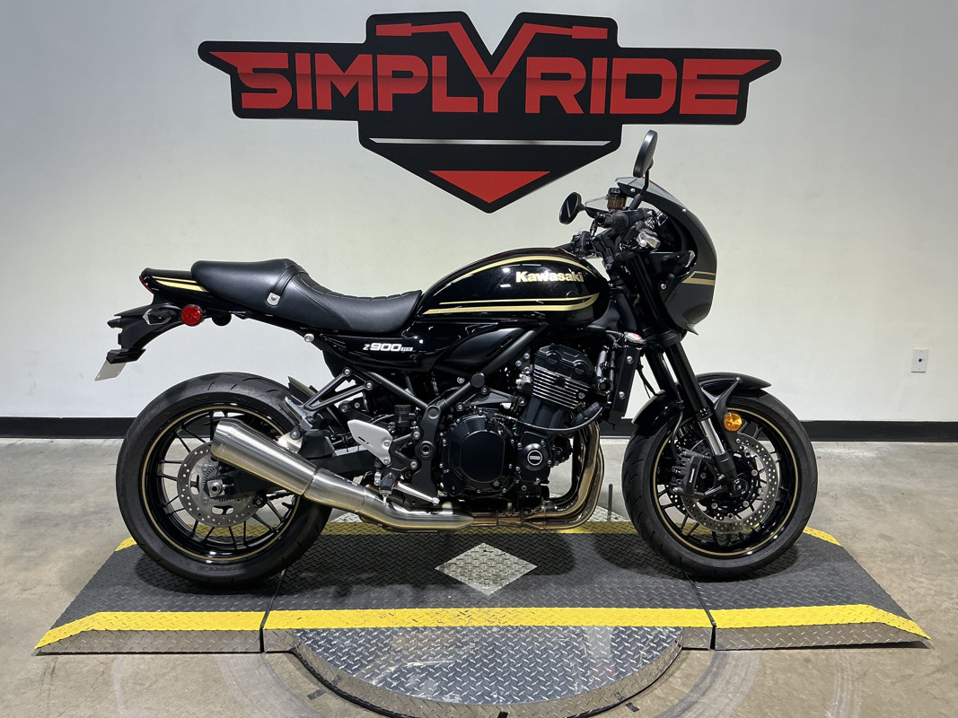 Z900RS Cafe