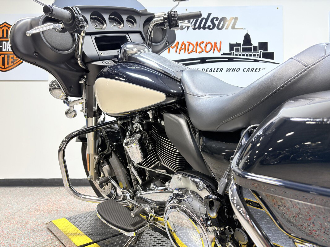 Electra Glide® Police