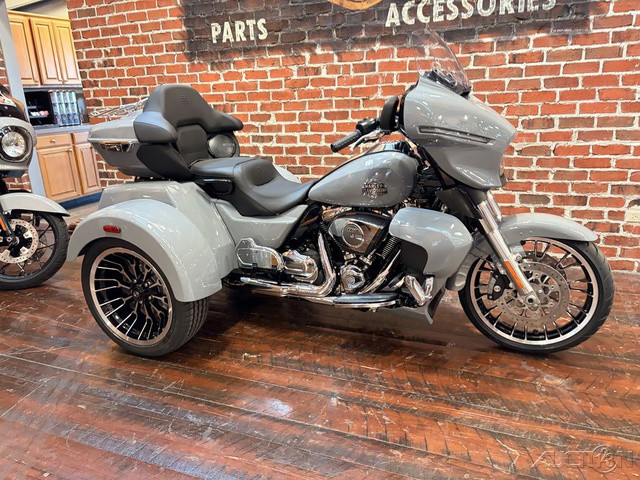 Street Glide® 3 Limited