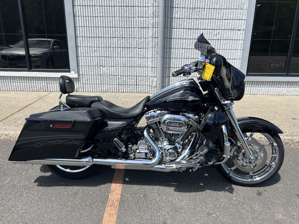 CVO® Street Glide®