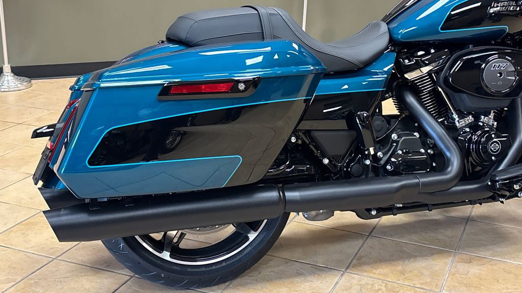 Road Glide®