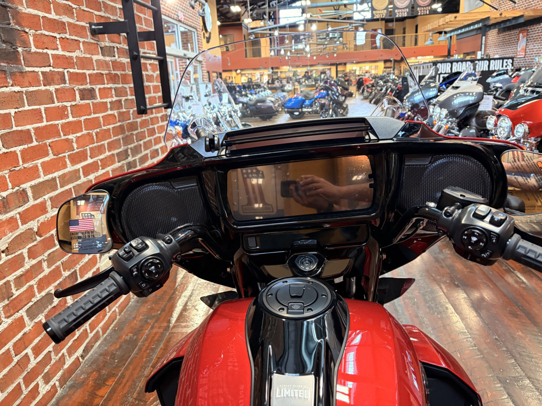 Street Glide® 3 Limited