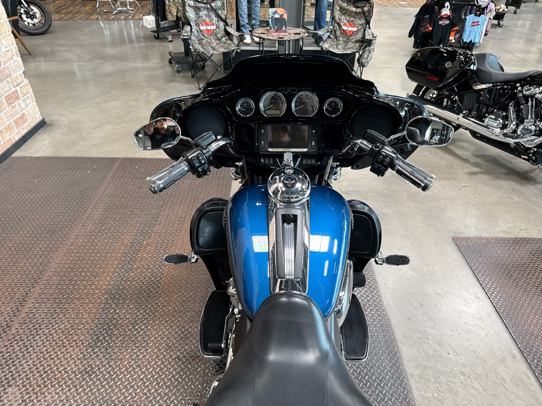 Electra Glide® Ultra® Limited 115th Anniversary