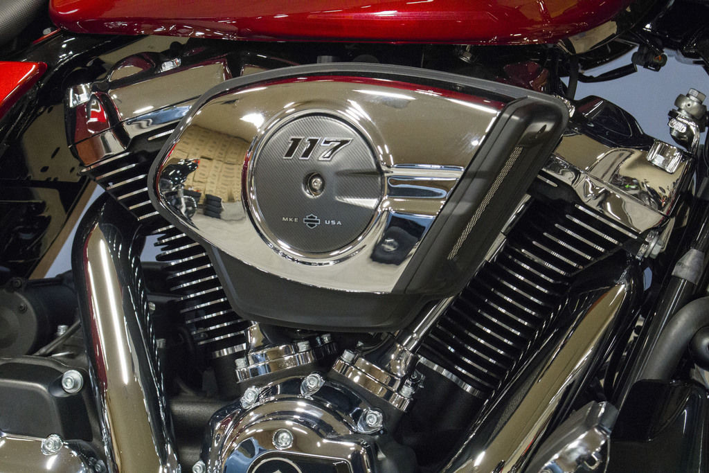 Road Glide®