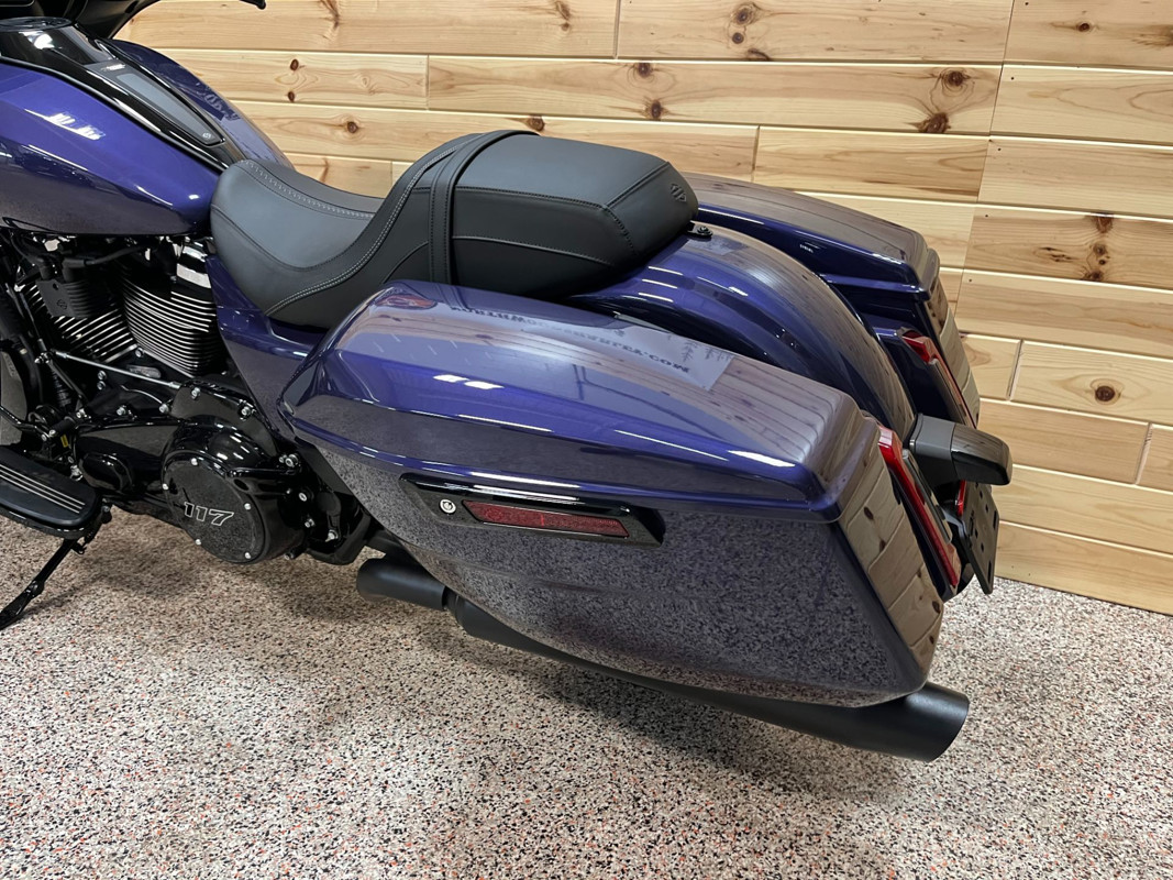 Street Glide®