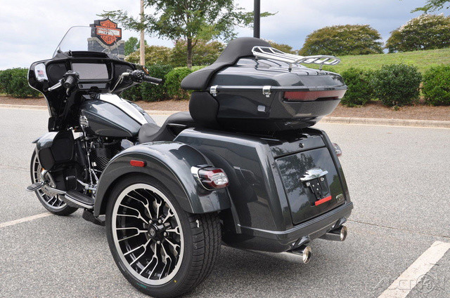 Street Glide® 3 Limited