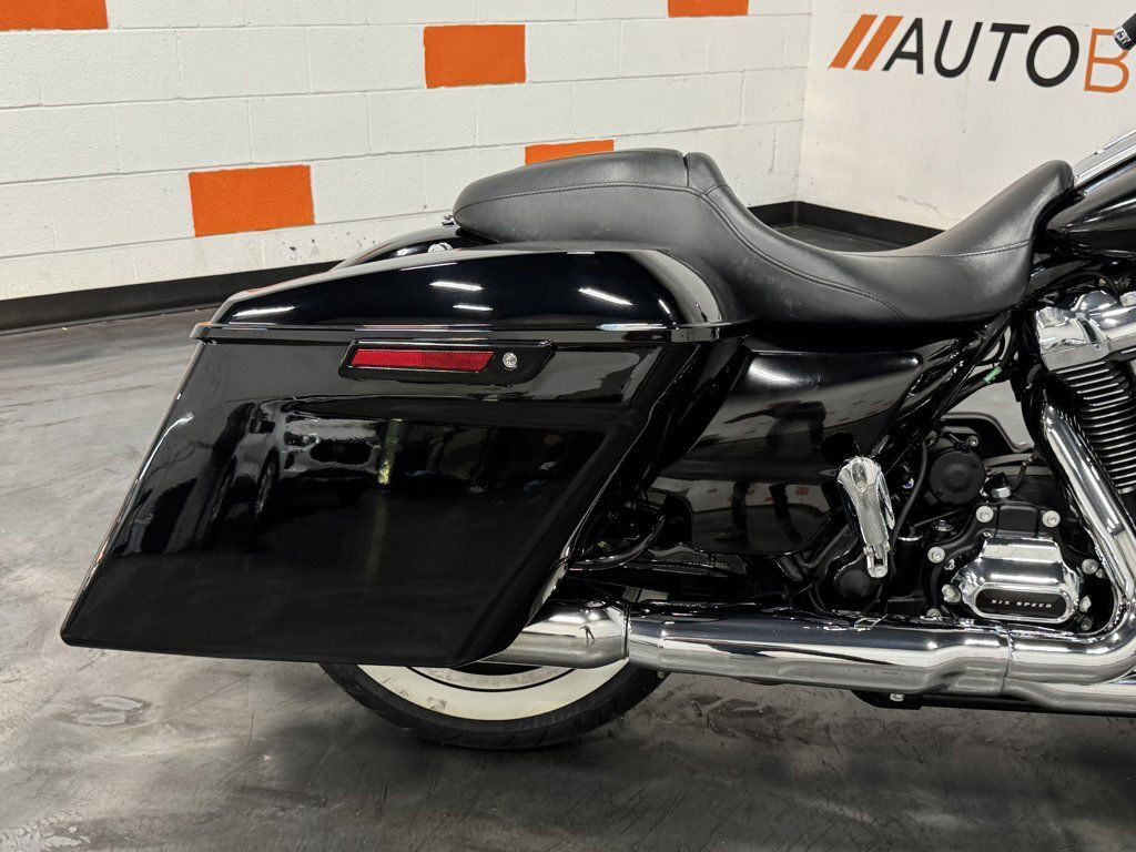 Road Glide®