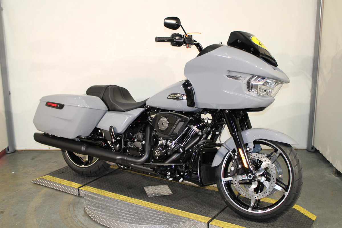 Road Glide®