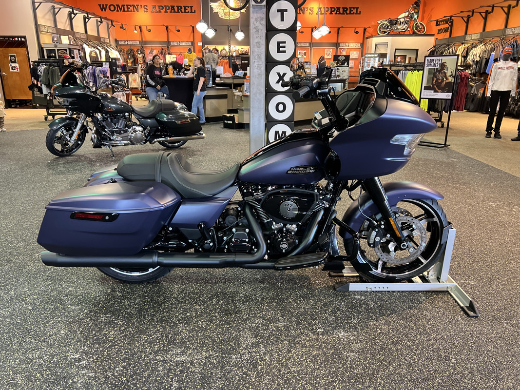 Road Glide®