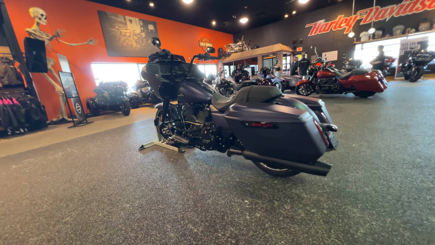 Road Glide®