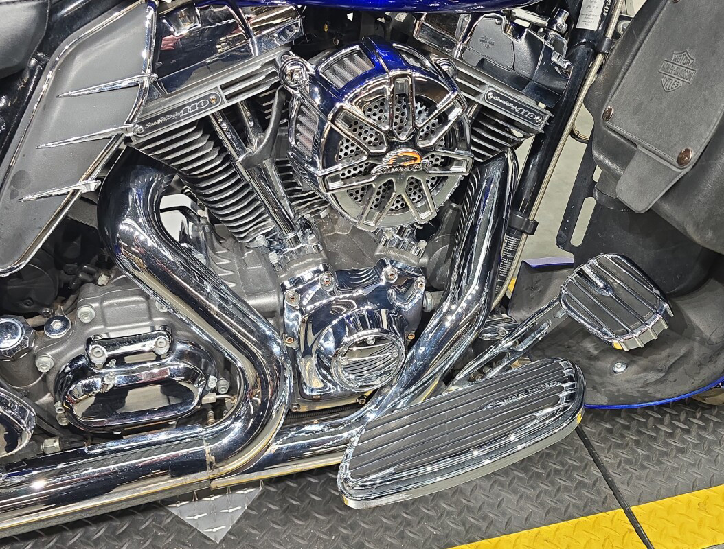 CVO® Ultra Classic Electra Glide®