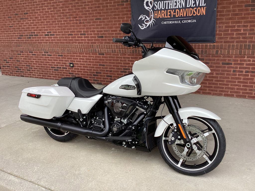 Road Glide®