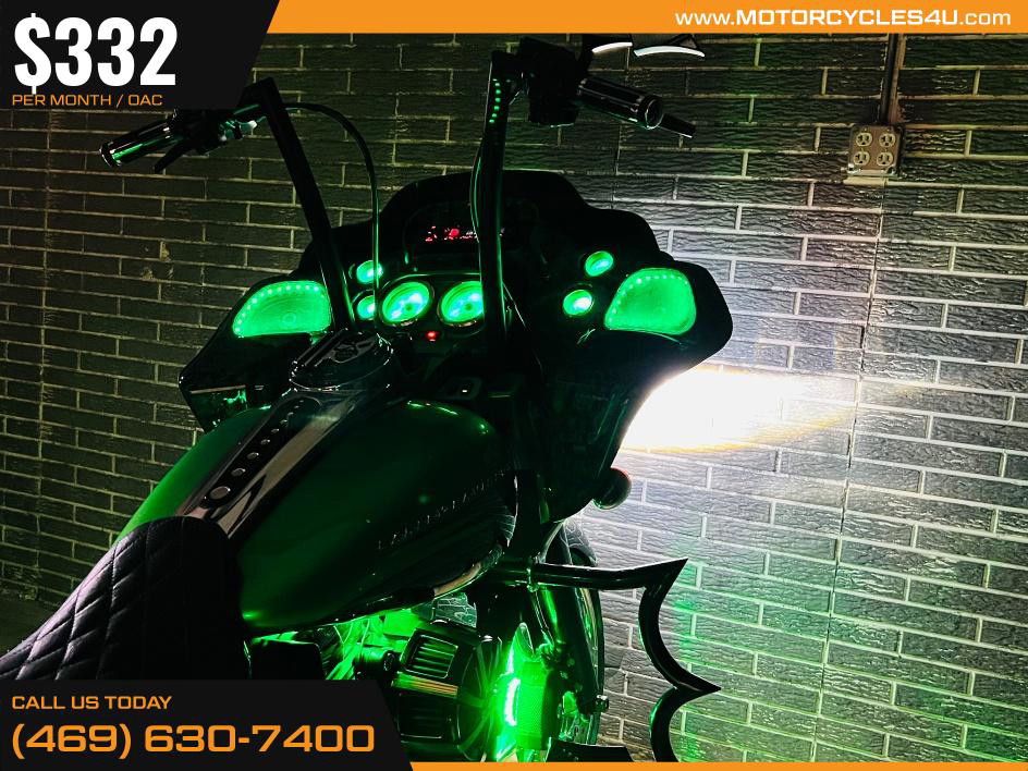 Road Glide®