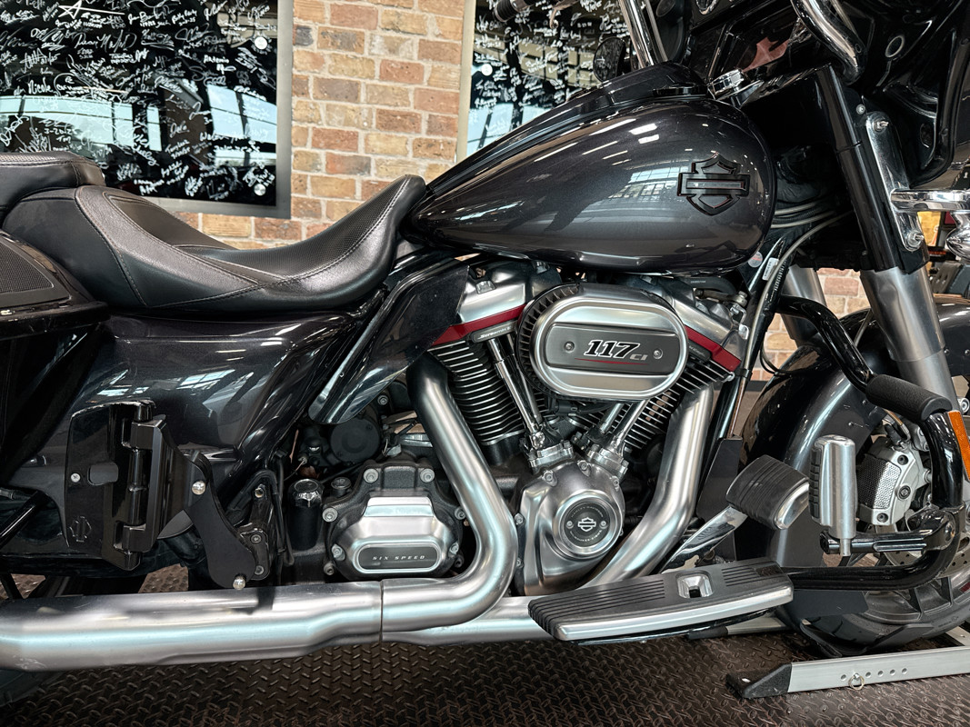 CVO® Street Glide®