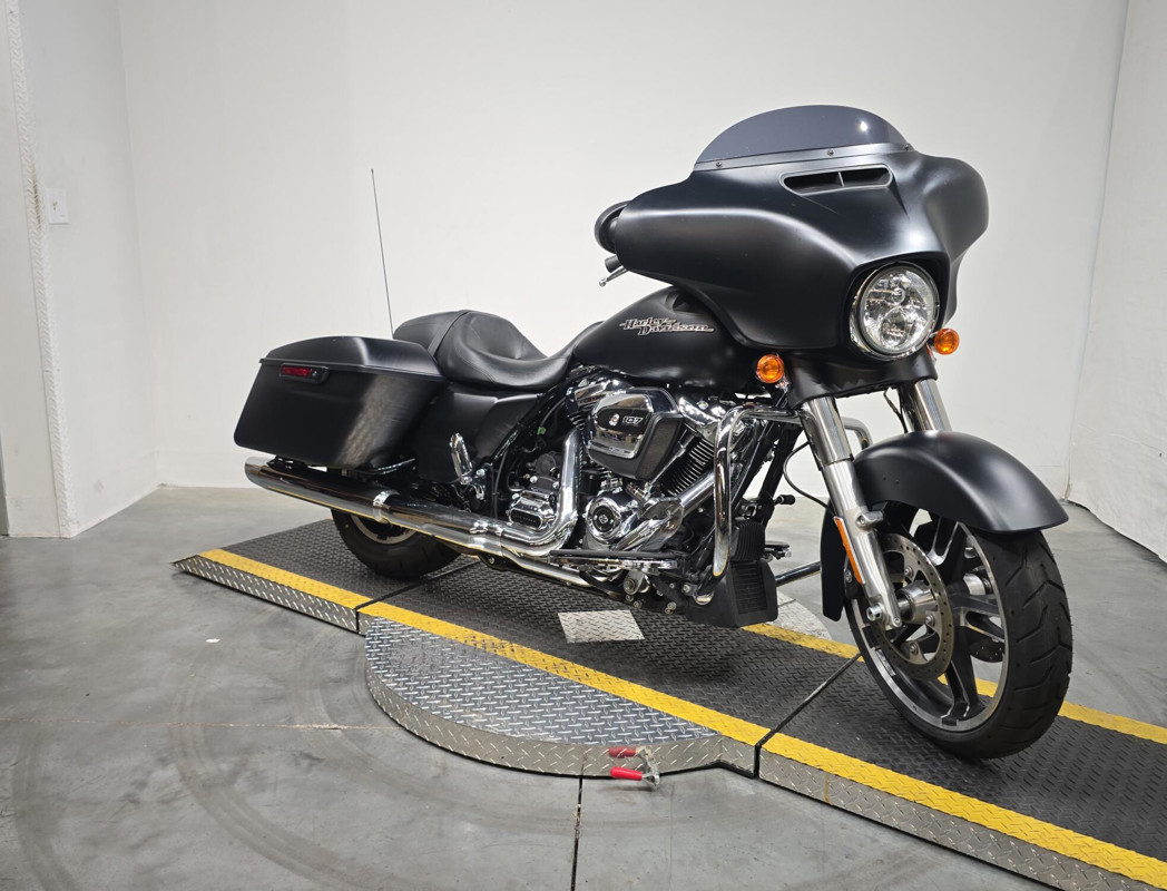 Street Glide® Special