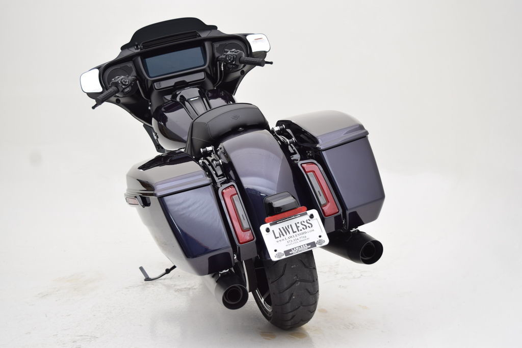 Street Glide®