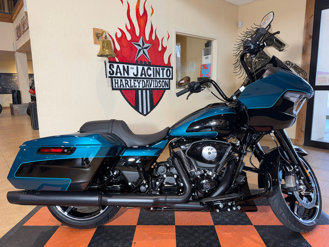 Road Glide®
