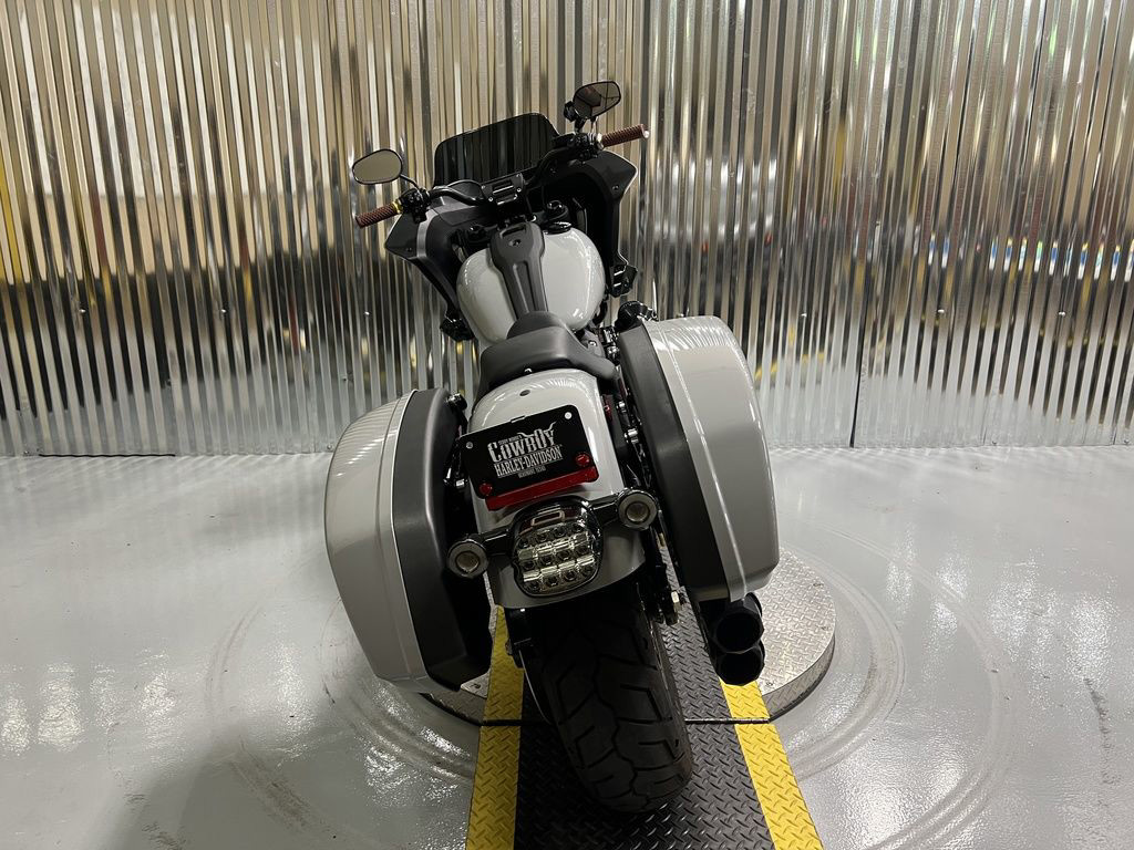 Low Rider® ST