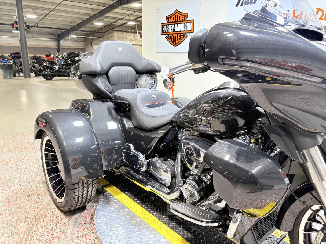 Street Glide® 3 Limited
