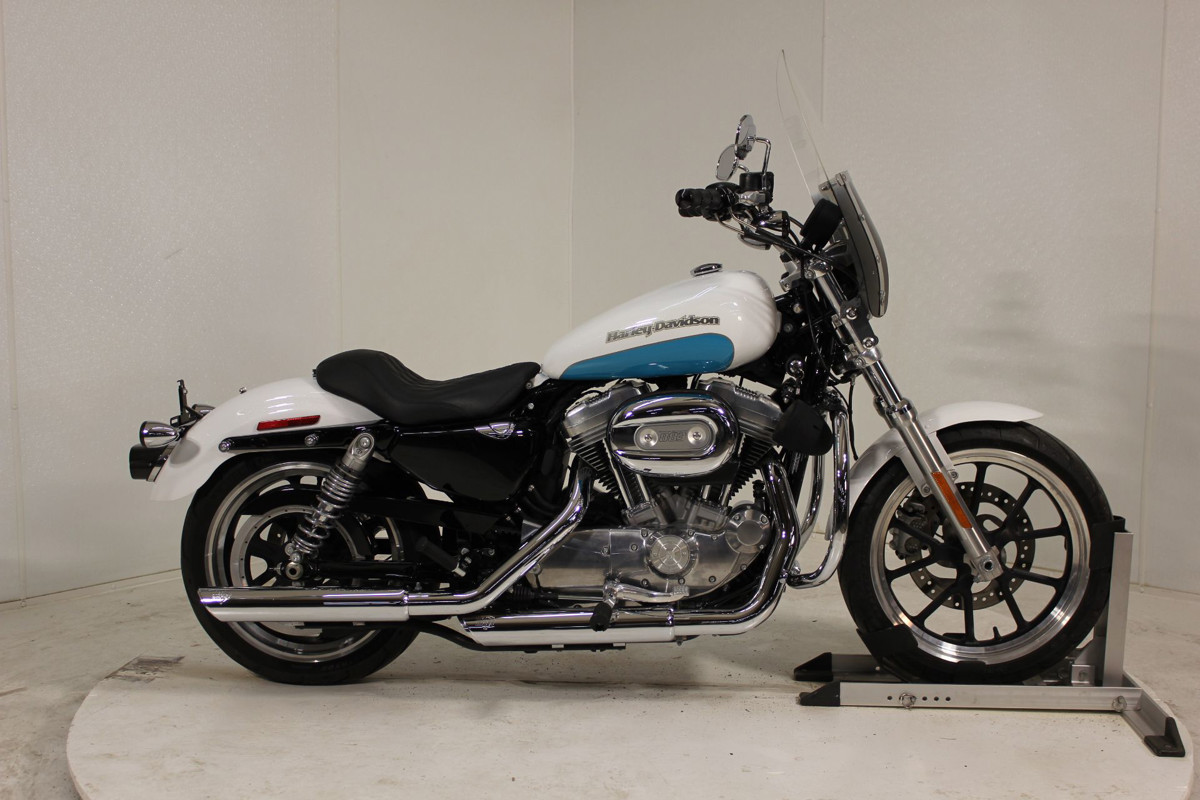 Sportster® SuperLow®