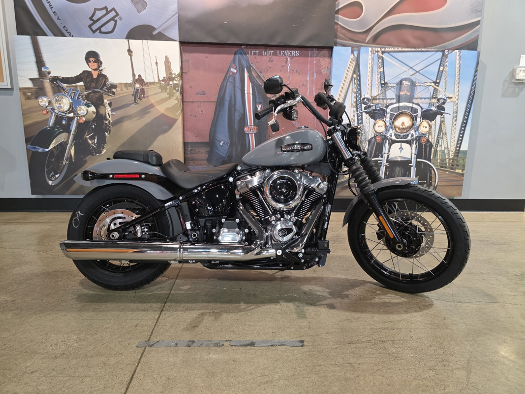 Street Bob®