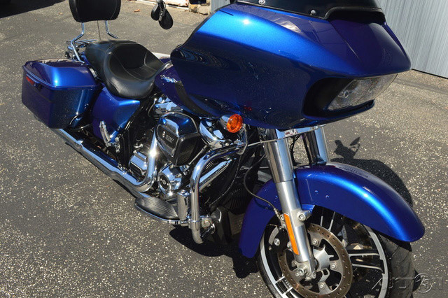 Road Glide®
