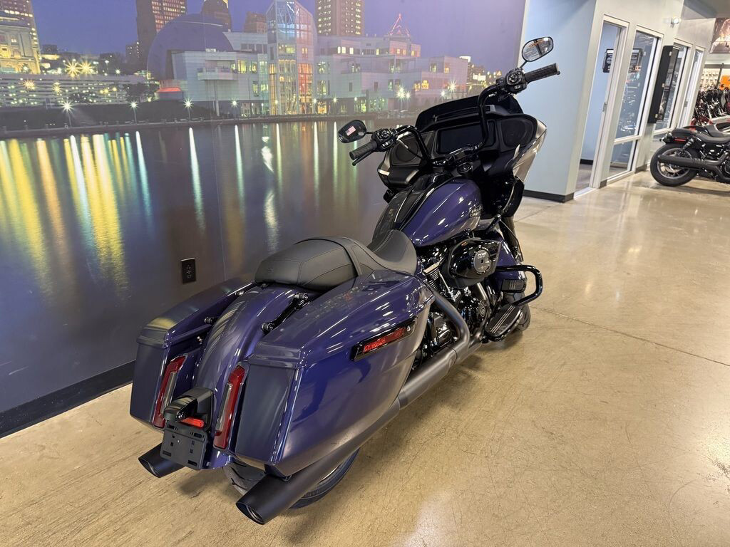Road Glide®