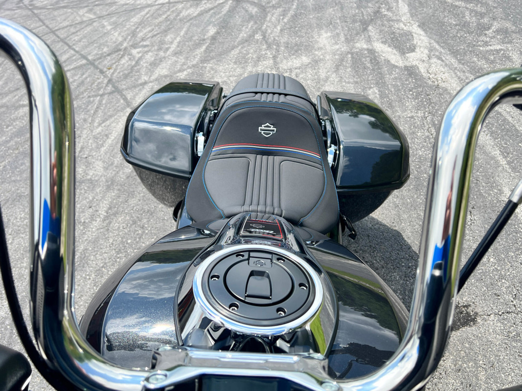 Road Glide®