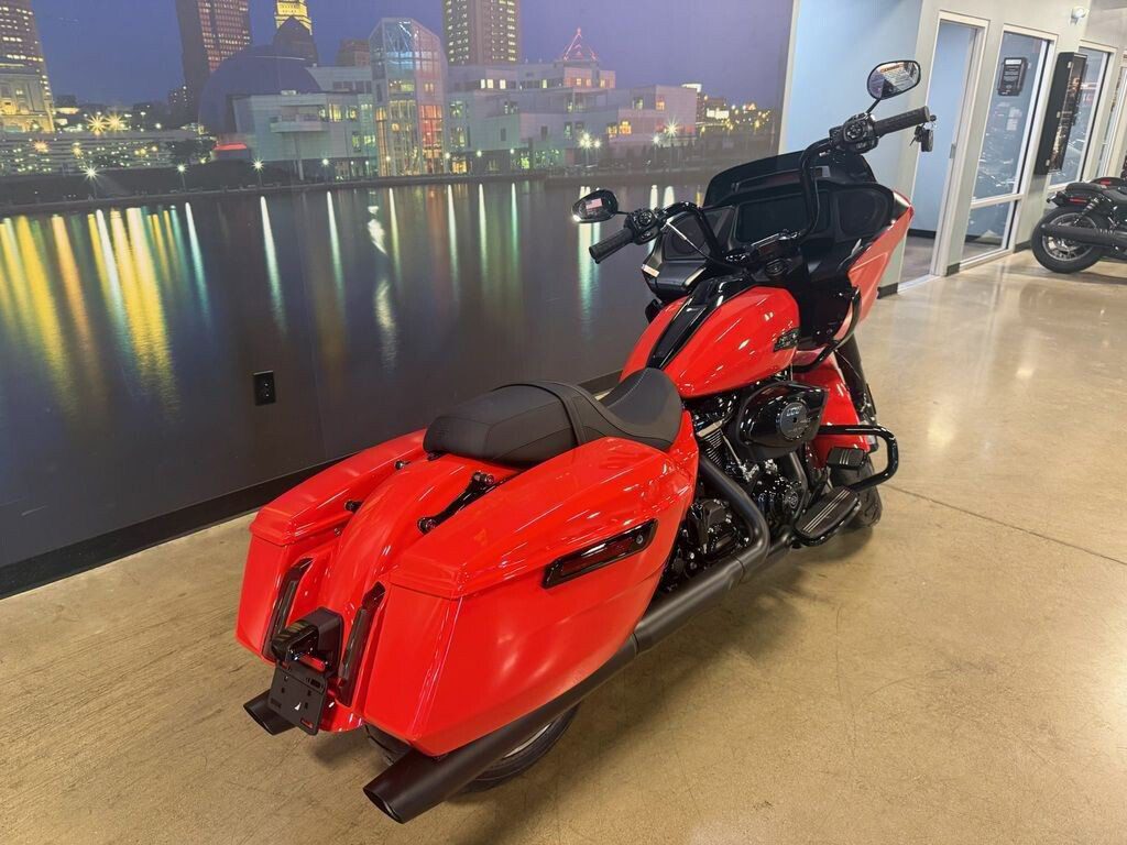 Road Glide®