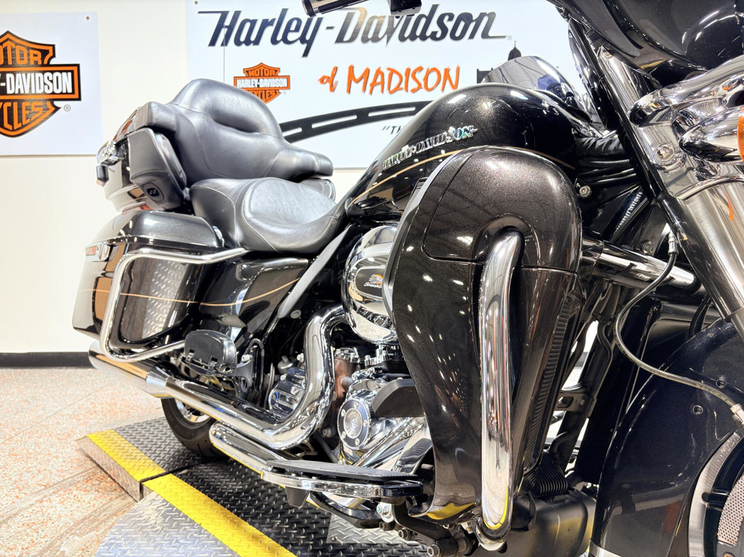 Electra Glide® Ultra Limited® Low