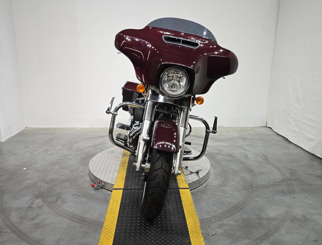 Street Glide®