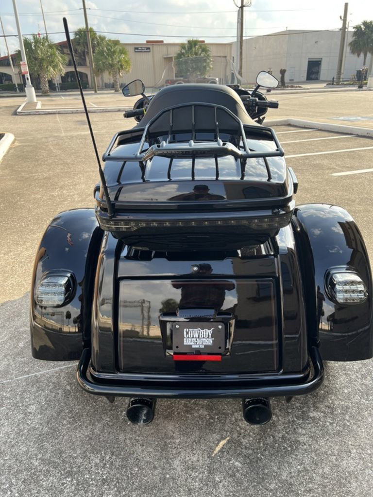 CVO® Tri Glide® Ultra