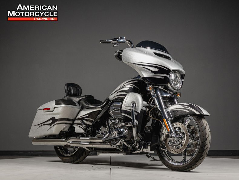 CVO® Street Glide®