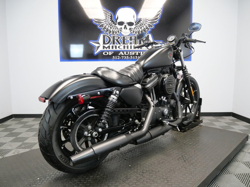 Iron 883®