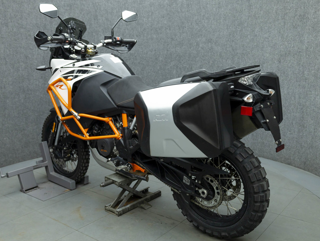 1090 Adventure R