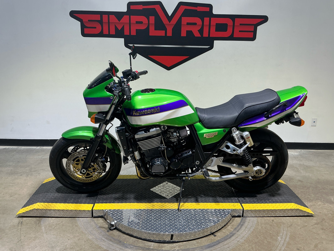 ZRX1100