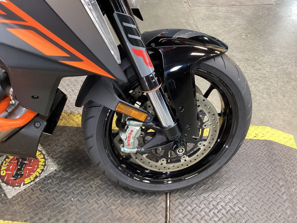 1290 Super Duke GT