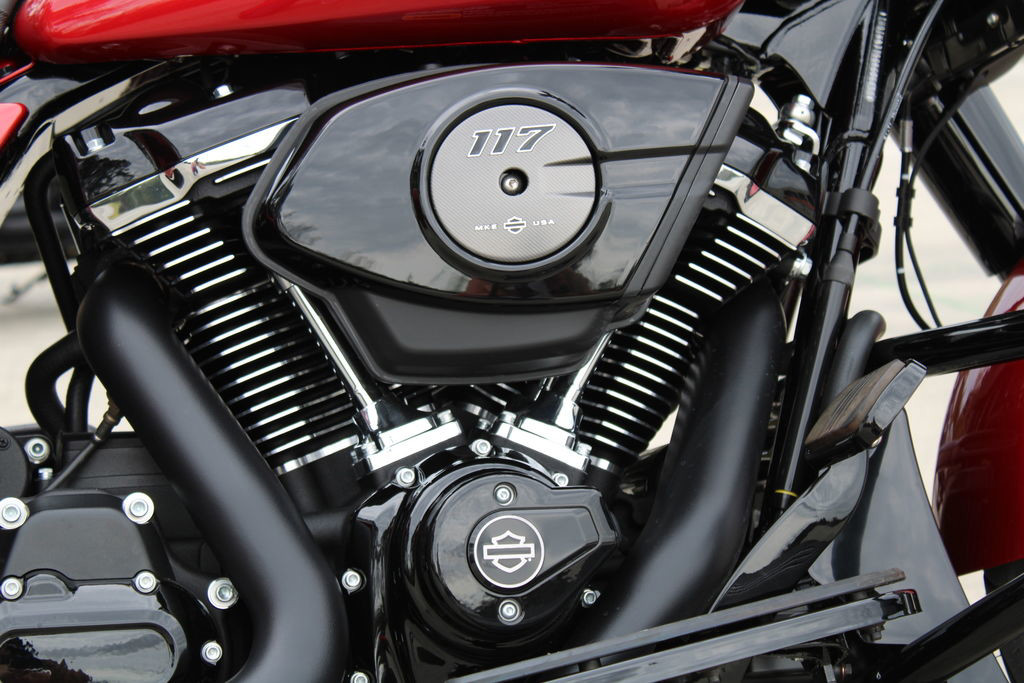 Street Glide®