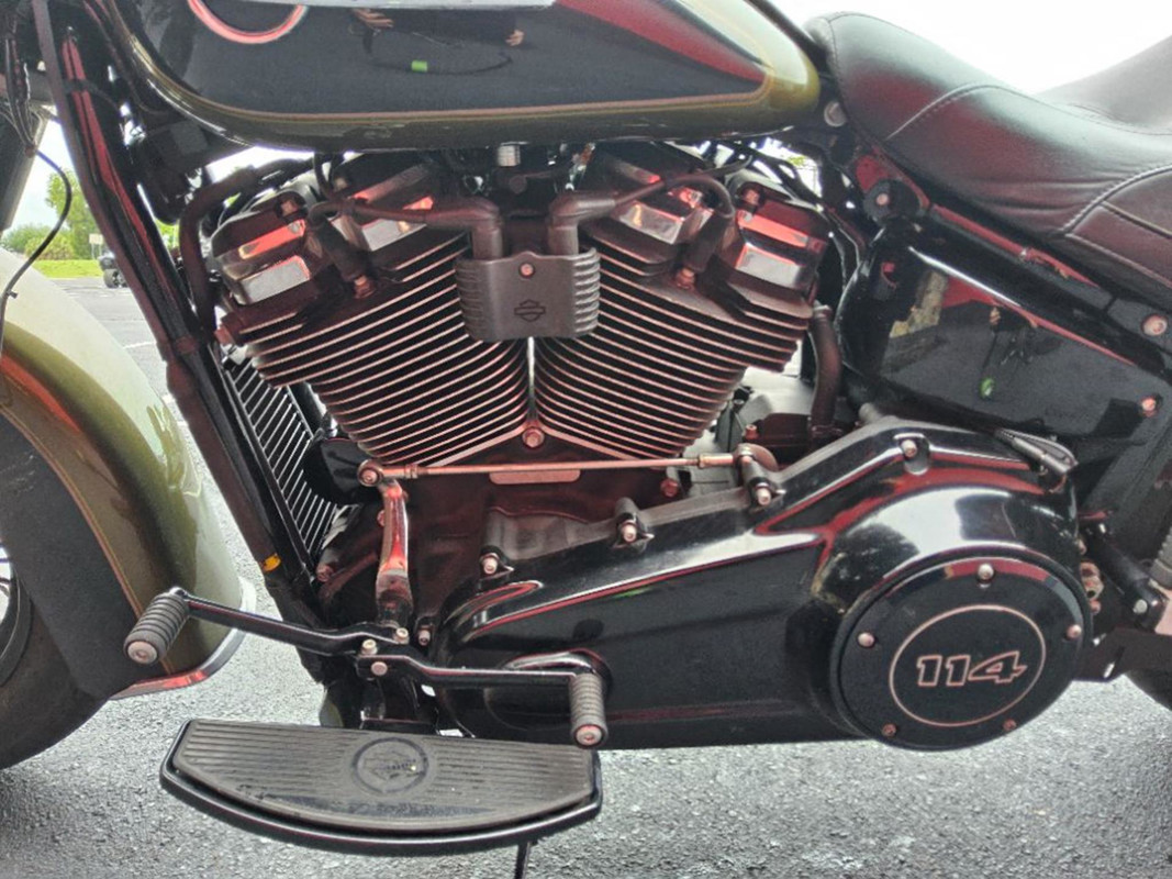 Softail® Heritage Classic 114