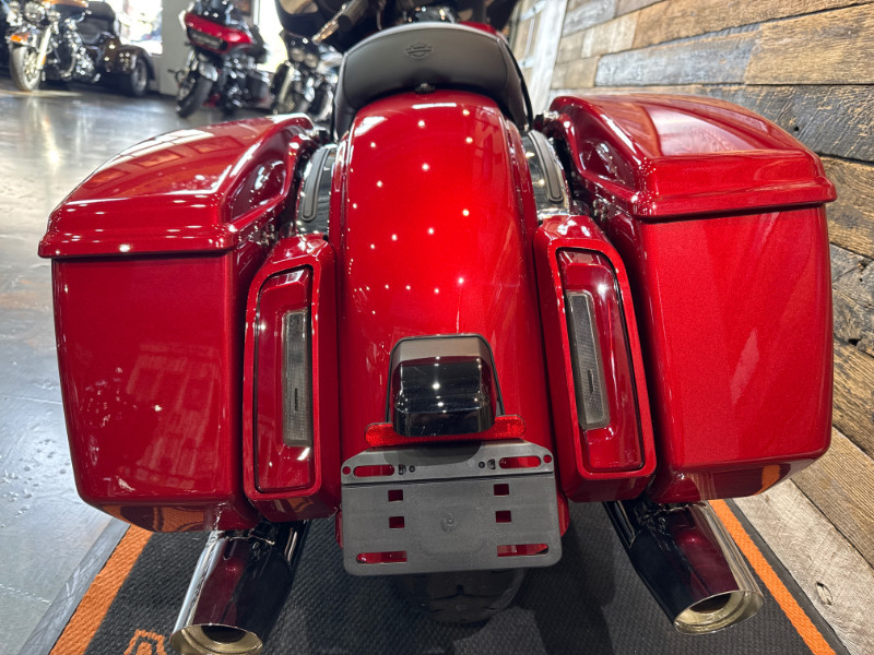 Street Glide®