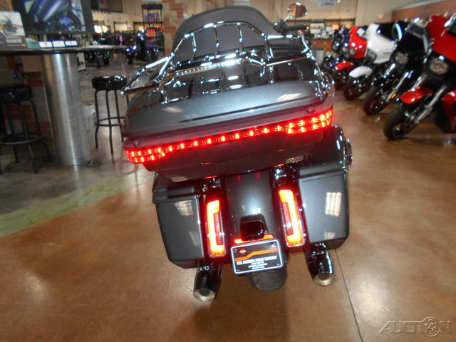 Road Glide®
