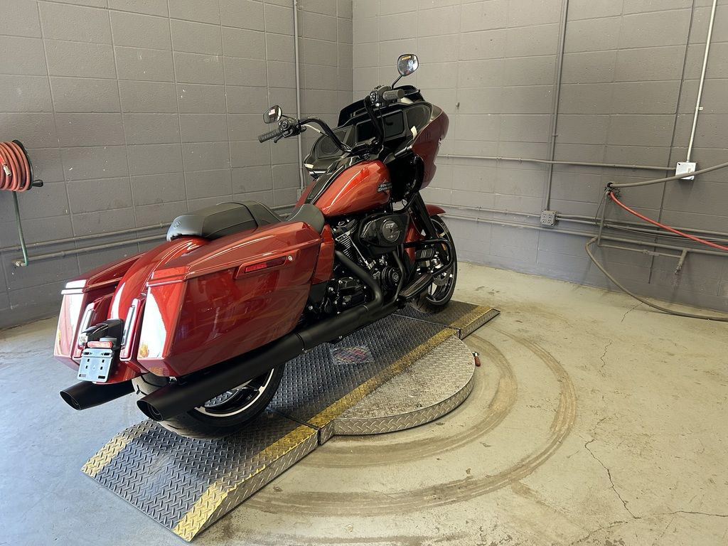 Road Glide®