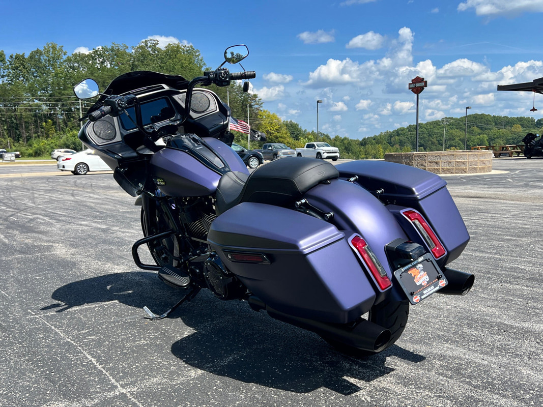 Road Glide®