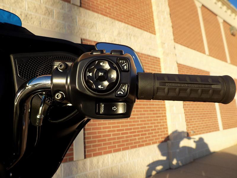 Street Glide®